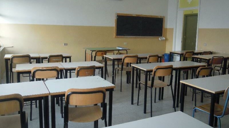 dispersione scolastica calabria