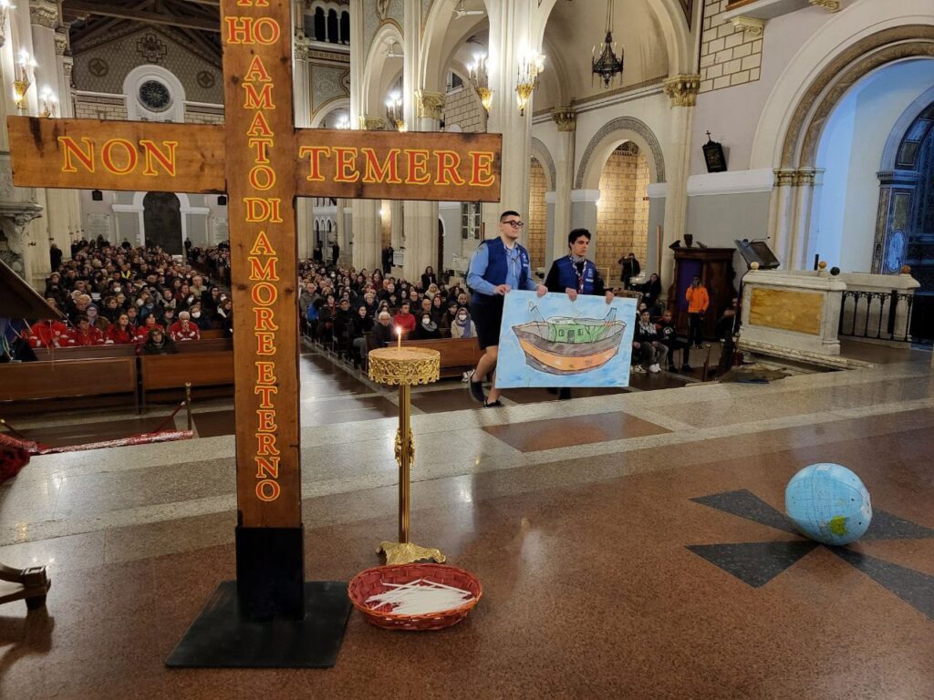 Via Crucis Migranti duomo di Reggio Calabria